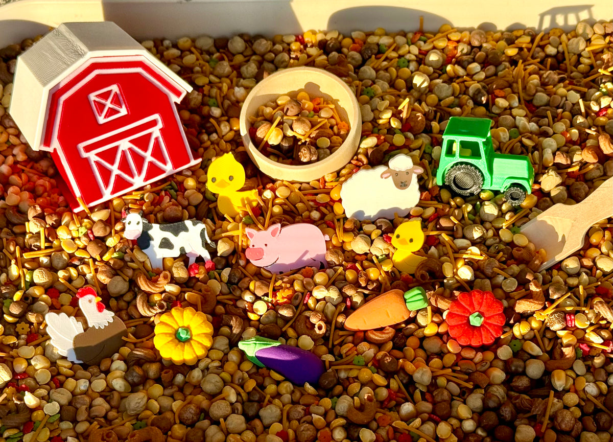Little Acres Pour & Play Kit