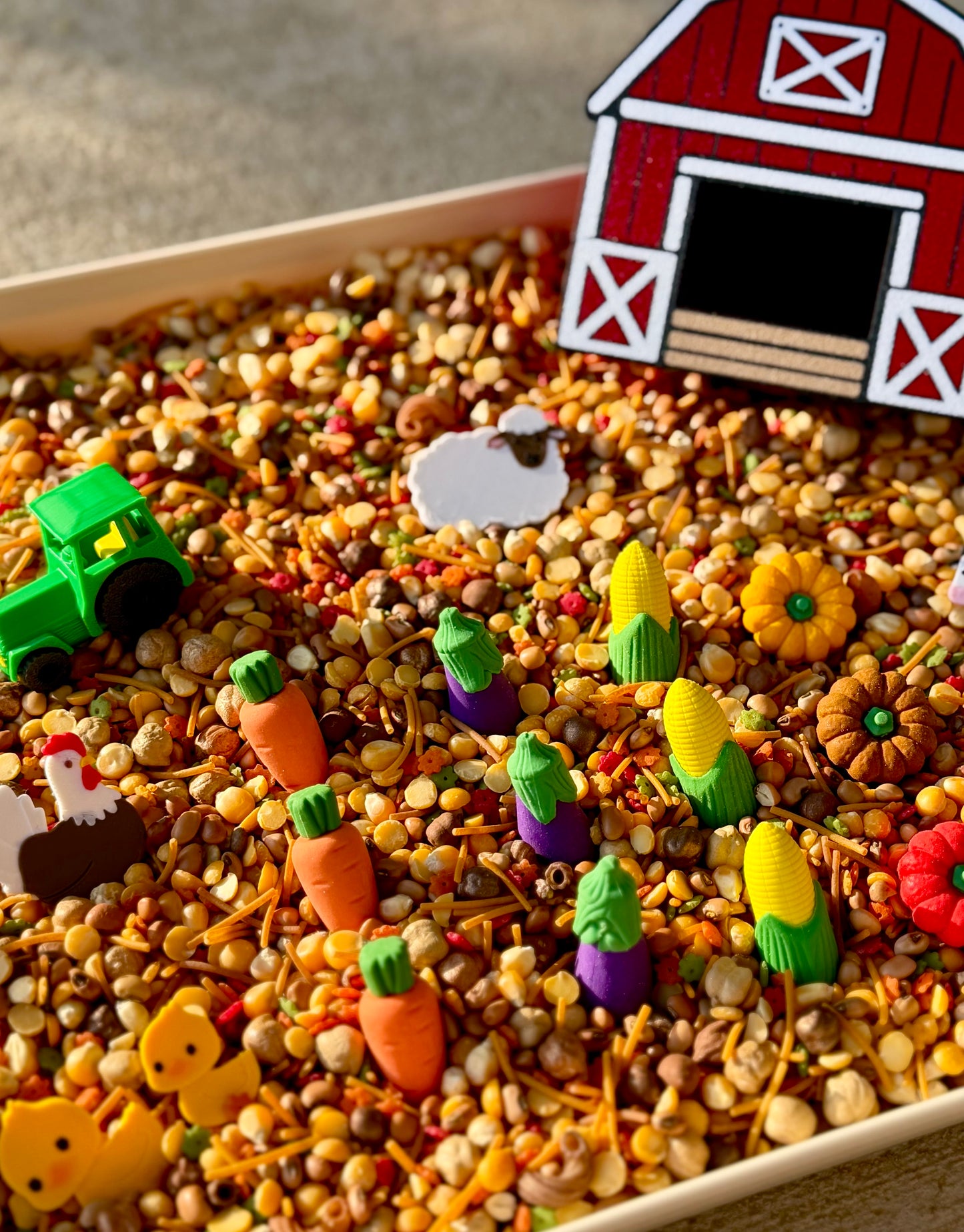 Little Acres Pour & Play Kit