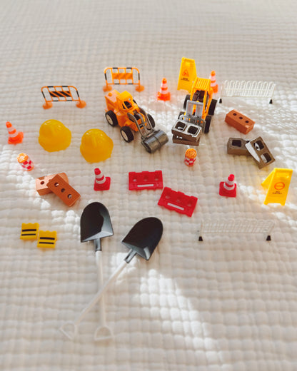Little Builder's Construction - Pour & Play Kit