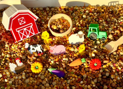 Little Acres Pour & Play Kit