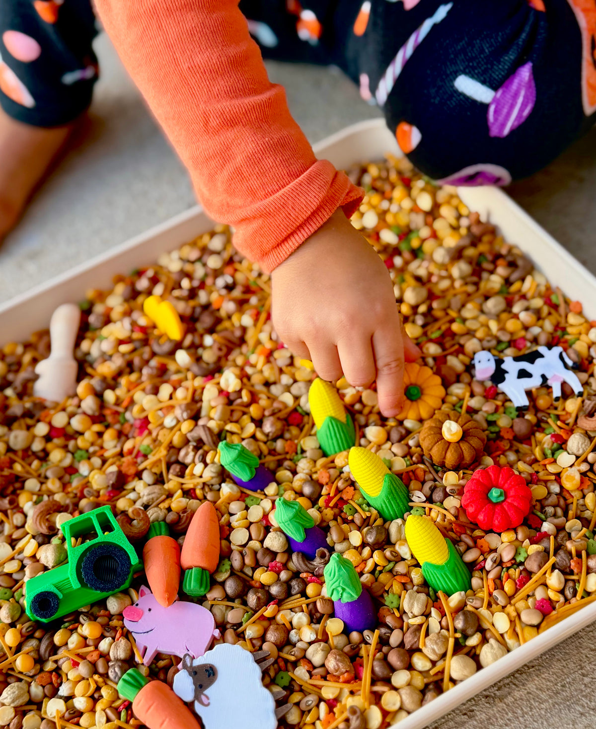 Little Acres Pour & Play Kit